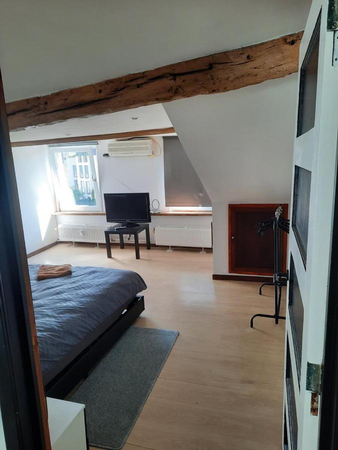 Le Duc De Bedford Panzió Spa Kültér fotó